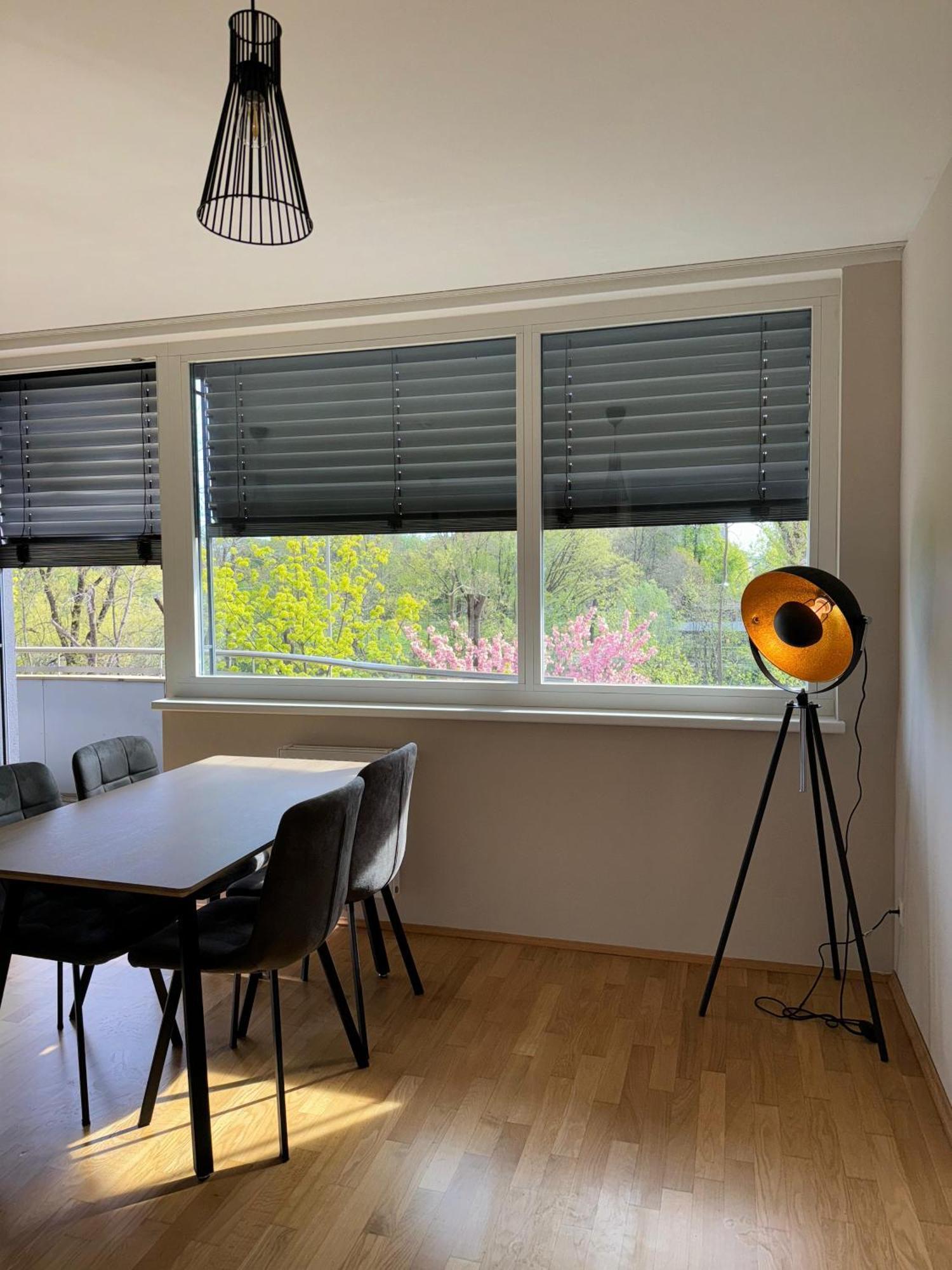 Reside In The Golden Wave Apartment Graz Exterior photo